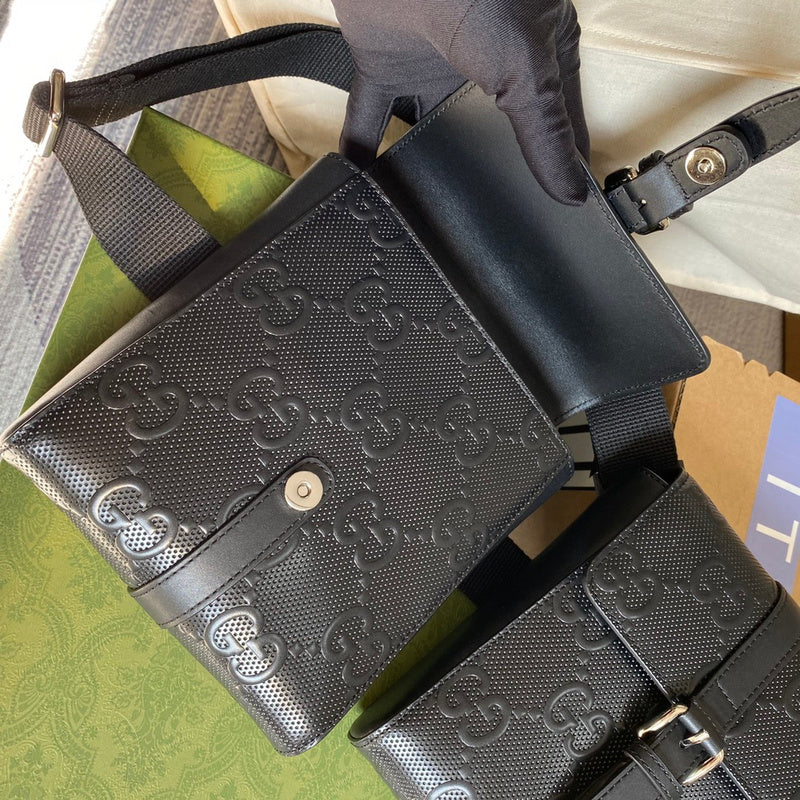 Styled lifestyle shot of signature elevated women's handbag – women's everyday handbag