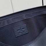  Minimalist tote bag carried on shoulder 10