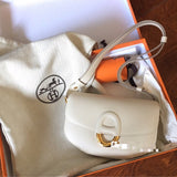 Crisp handbag styled for everyday wear
