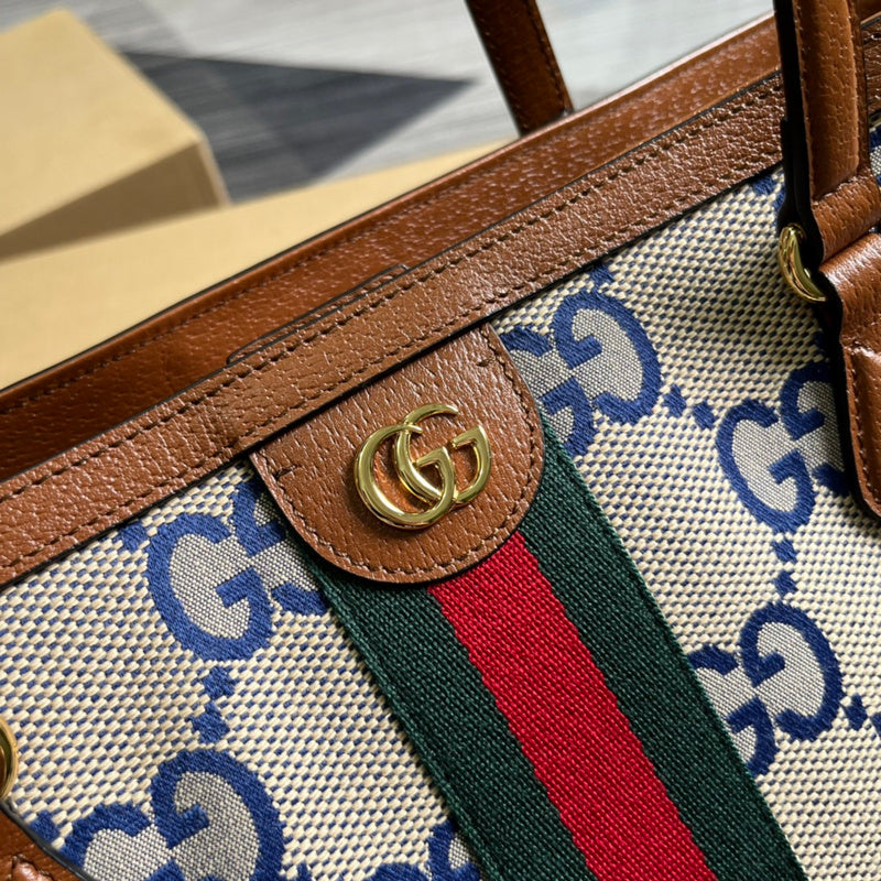 Styled lifestyle shot of everyday-luxe structured women's handbag – women's luxury accessory