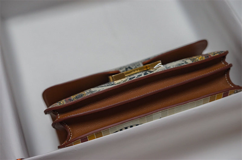 Side view of smart structured handbag