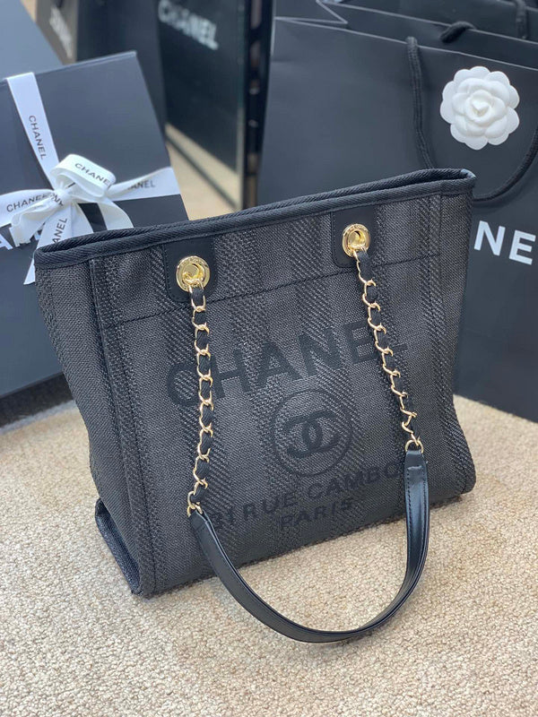  women's handbag, spacious design, view 6