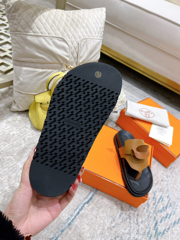 Hermes shoes Style 348 - interior and comfort detail