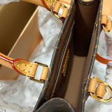  satchel close-up of hardware and finish