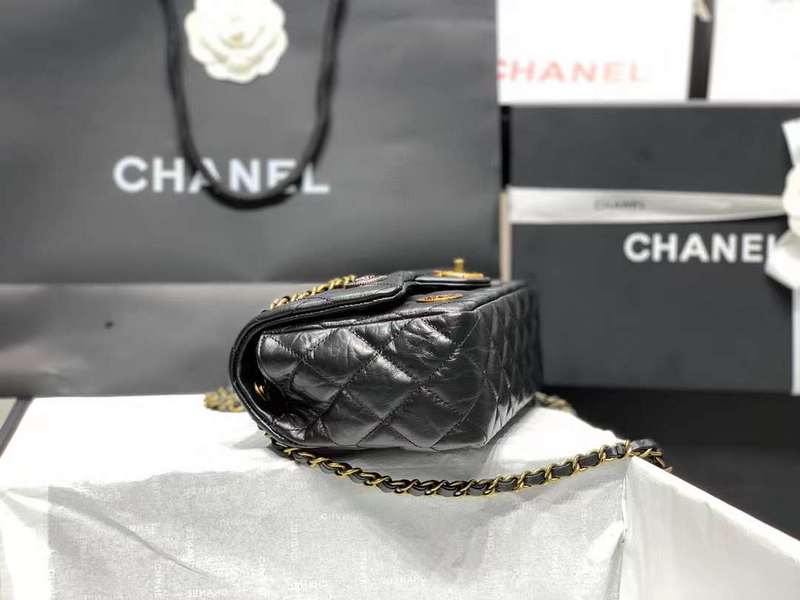 Zivas Charm Contemporary Flair Luxury Handbag (Everyday Luxury Essential) – Close-Up Detail