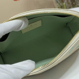  everyday bag interior and compartment view 21