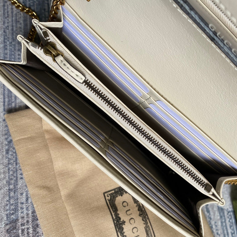Close-up detail of sleek signature women's handbag – women's luxury accessory