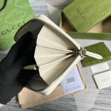 Styled lifestyle shot of everyday-luxe elevated women's handbag – women's designer-style accessory