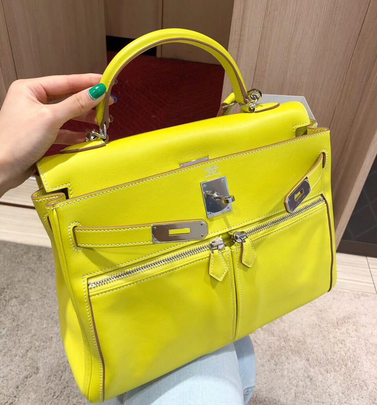 Interior view of everyday-ready premium bag