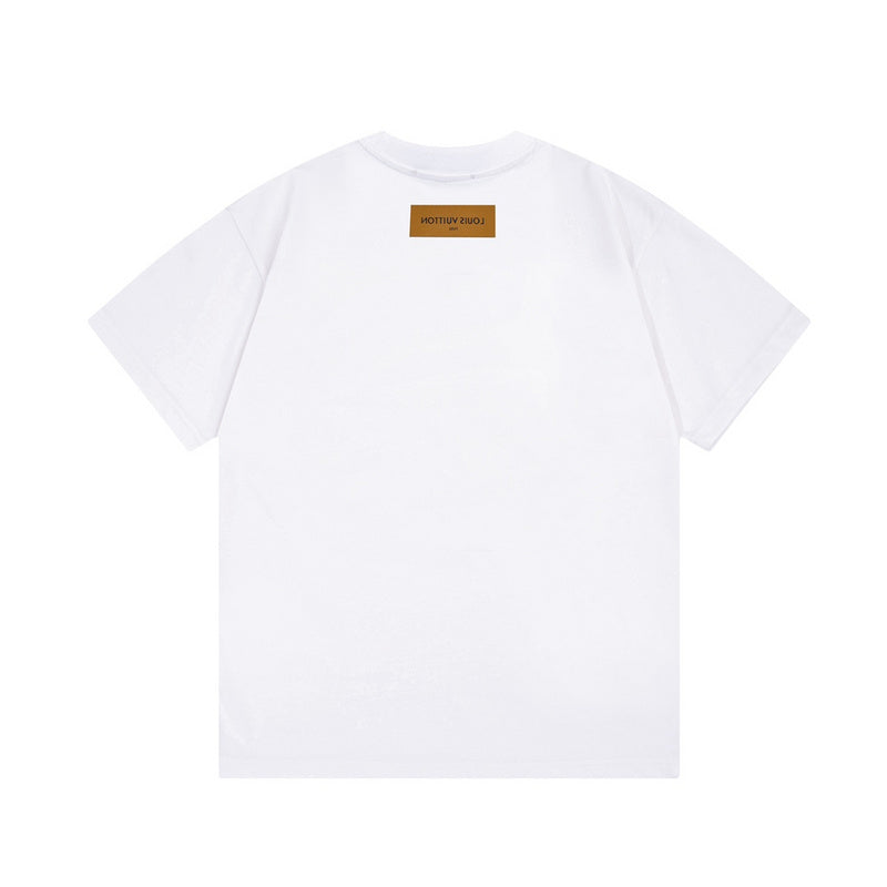 Side profile of Louis Vuitton cotton t-shirt with contemporary cut