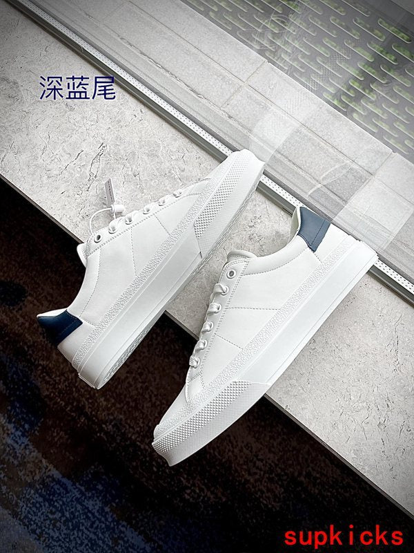 Givenchy shoes Style 025 - logo and branding close-up