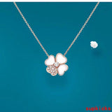 Side view of Van Cleef & Arpels unisex jewelry piece