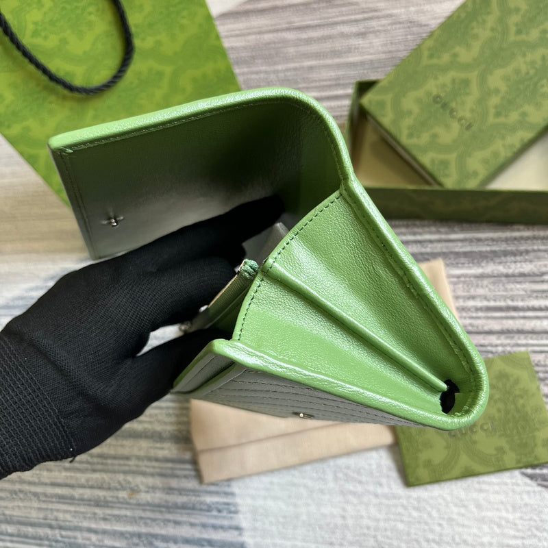Interior view of classic sleek women's handbag – women's statement bag