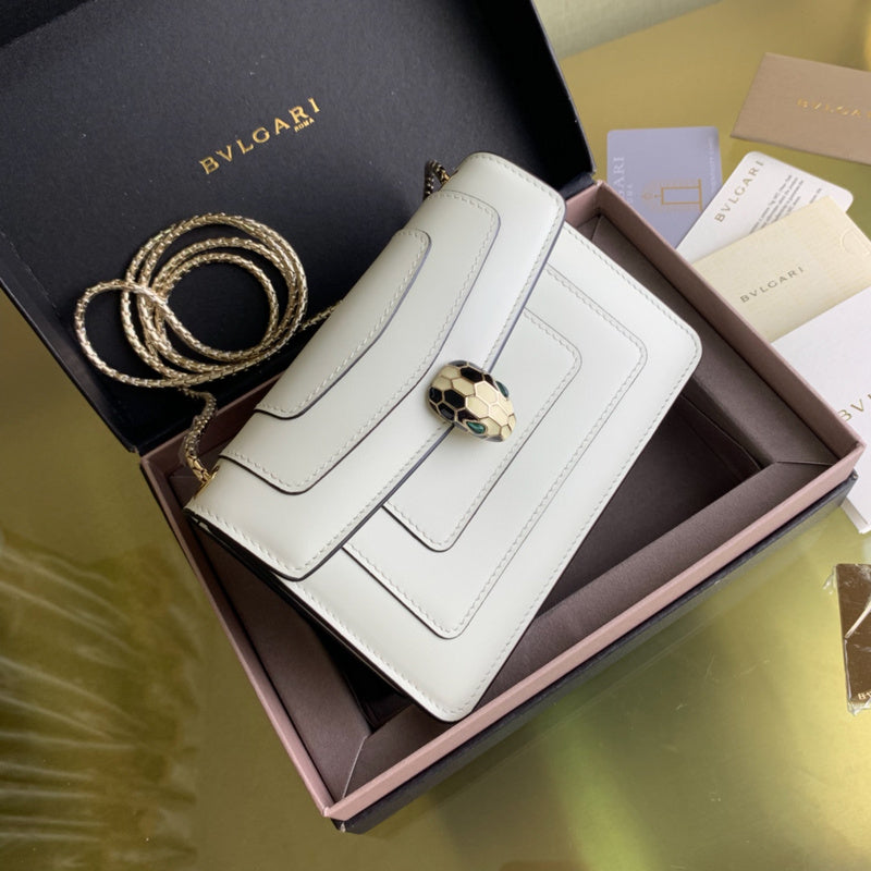 Timeless Faux Leather Handbag - Understated Luxury Look | Women's Fashion Handbag #1724 - product detail shot (image 10) of designer-inspired handbag
