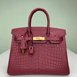 Streamlined handbag styled for everyday wear