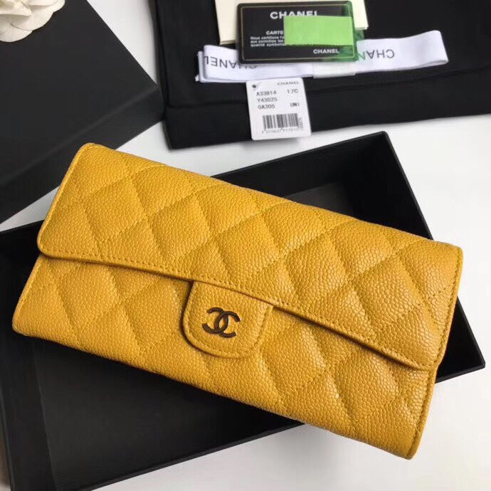 Zivas Charm Effortless Elegance Everyday Handbag (Timeless Wardrobe Addition) – Styled Look