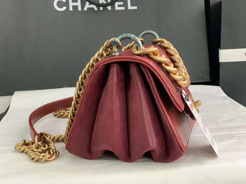 Zivas Charm Effortless Sophistication Designer Handbag (Thoughtfully Structured Design) – Close-Up Detail