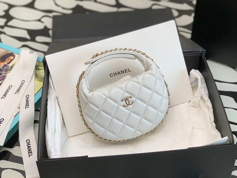  handbag, compact everyday style, image 2