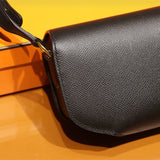  structured bag close-up of hardware and finish 17