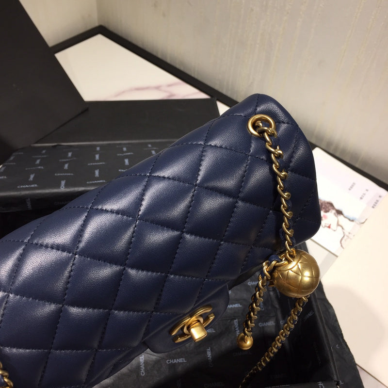 Zivas Charm Modern Edge Fashion Handbag (Refined Practical Design) – Detail View