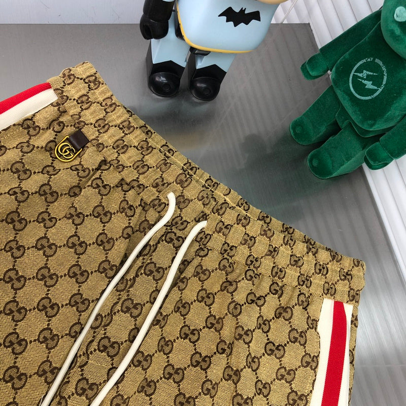 Side profile of Louis Vuitton cotton t-shirt with tailored silhouette
