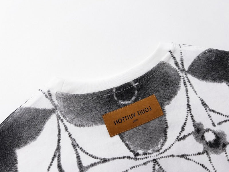 Side profile of Louis Vuitton cotton t-shirt with everyday silhouette