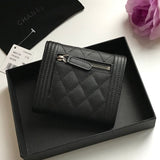 Zivas Charm Sleek Silhouette Everyday Handbag (Thoughtfully Structured Design) – Close-Up Detail