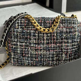 Zivas Charm Classic Sensibility Everyday Handbag (Designer-Inspired Craftsmanship) – Close-Up Detail