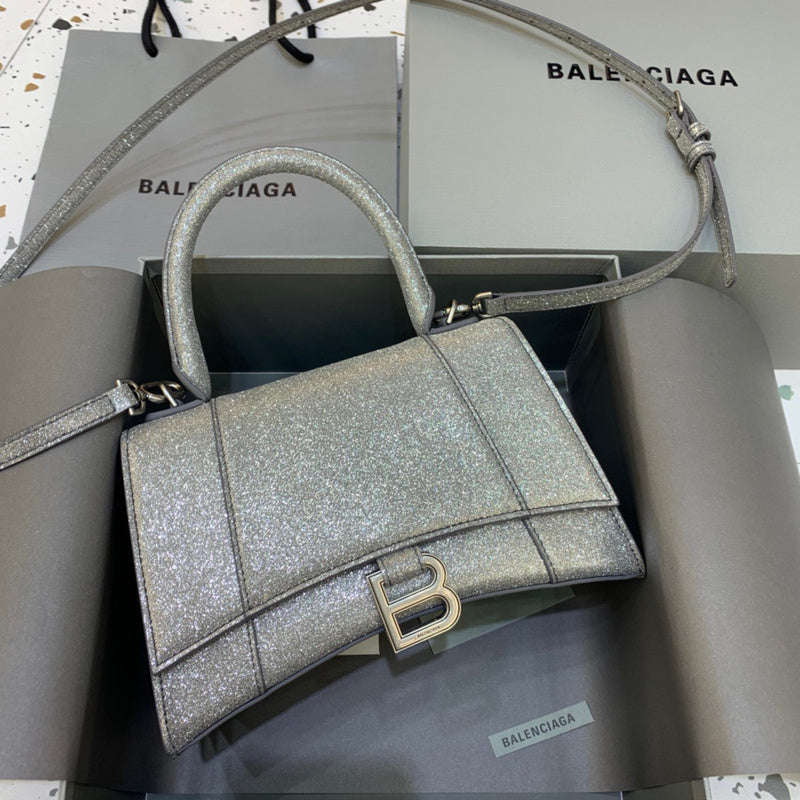 Sleek Faux Leather Handbag - Understated Luxury Look | Women's Everyday Carry Handbag #543 - side angle view (image 2) of designer-inspired handbag