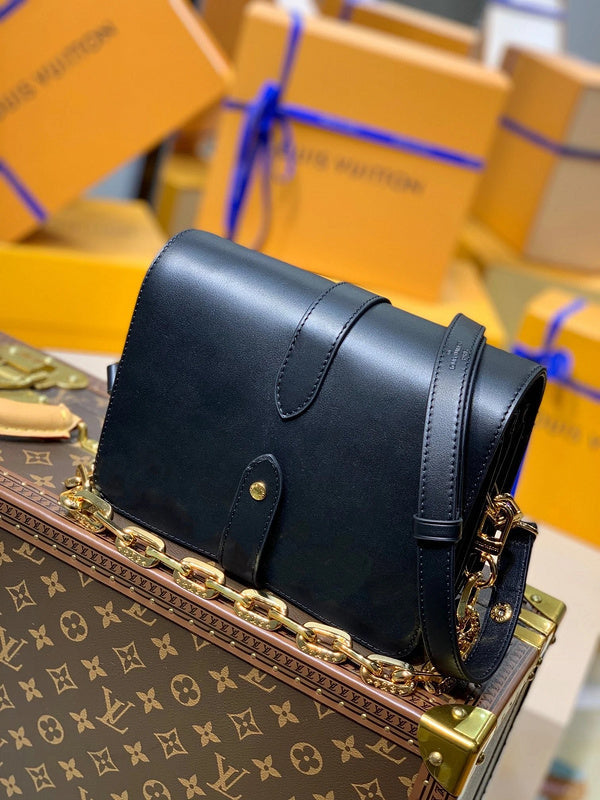 Close-up detail of chic sleek women's handbag – women's luxury accessory