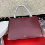 Side profile of chic everyday-luxe women's handbag – women's everyday handbag
