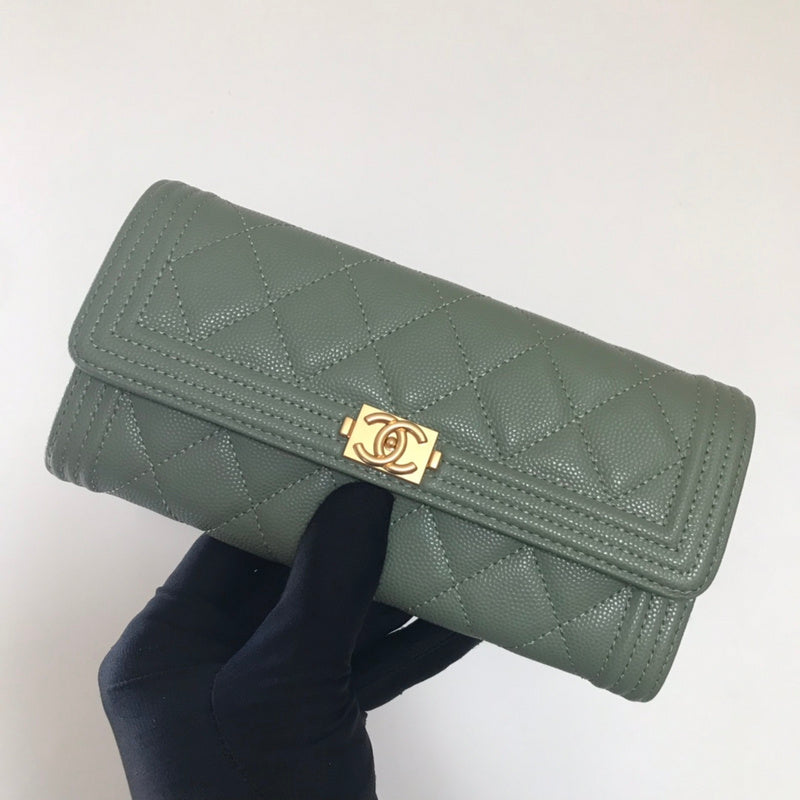 Zivas Charm Effortless Sophistication Everyday Handbag (Thoughtfully Structured Design) – Front View