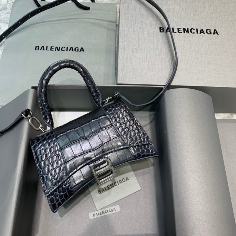 Statement Premium PU Leather Handbag - Everyday Elegance | Women's Everyday Carry Handbag #581 - front view (image 1) of designer-inspired handbag