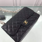 Zivas Charm Elevated Essentials Luxury Handbag (Signature Shape & Finish) – Close-Up Detail