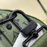  shoulder bag interior and compartment view 9