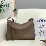 Ziva's Charm handbag – front view (38cm*28cm*18cm)