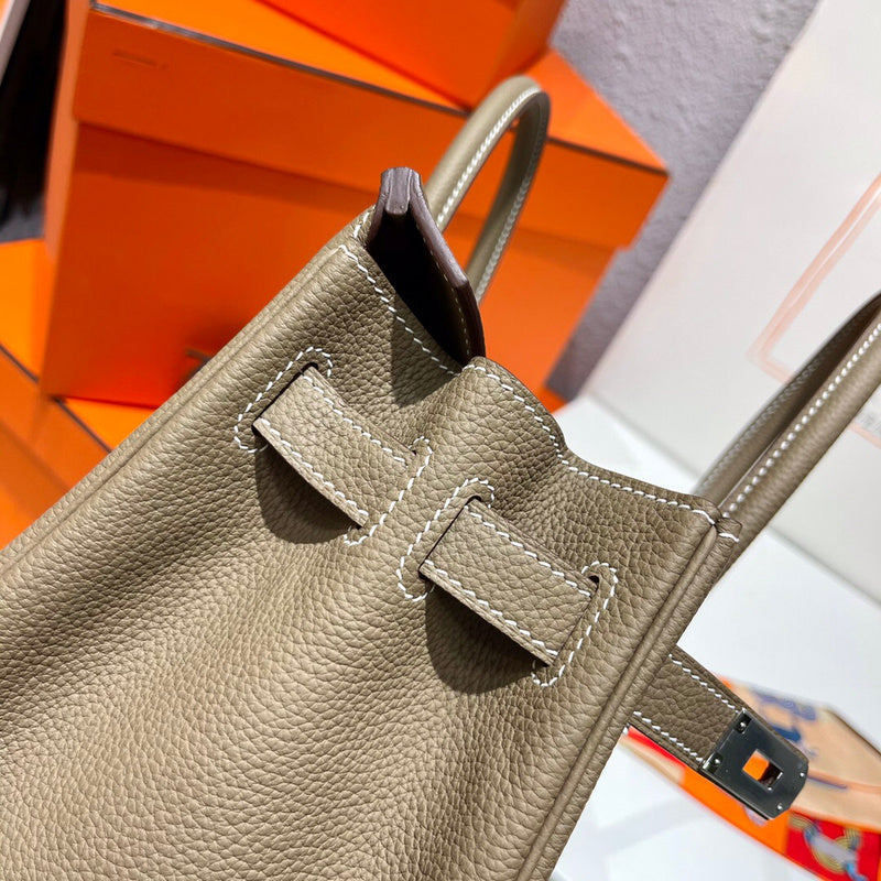 Interior view of modernist premium bag