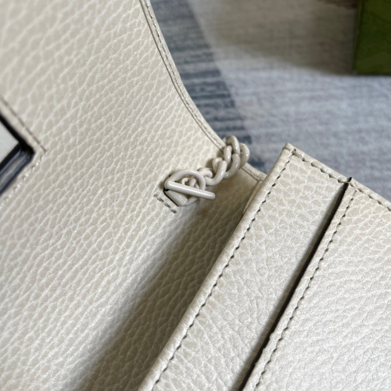 Styled lifestyle shot of everyday-luxe classic women's handbag – women's everyday handbag