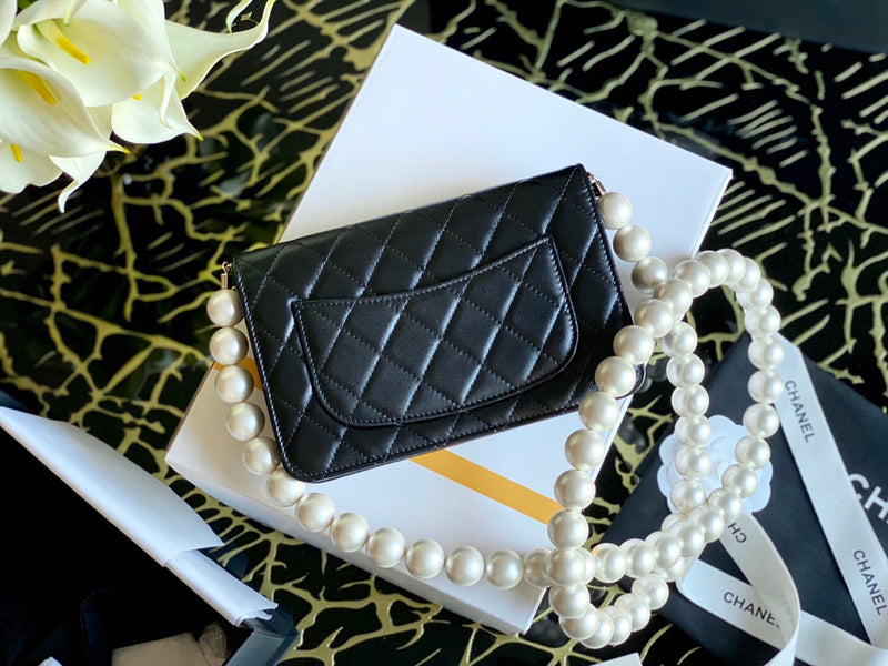  women's handbag, versatile design, view 2