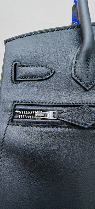 Close-up detail of balanced bag design