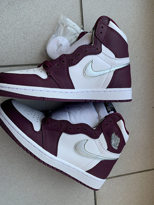 Nike Men's & Women's Designer Lifestyle Shoes — Style 164 hardware detail