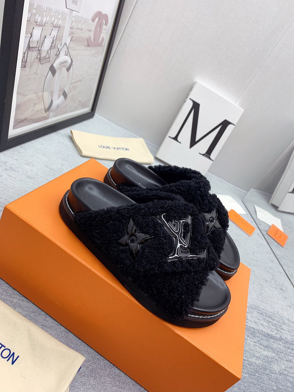 Louis Vuitton Grey Platform Heels - Toe Detail View