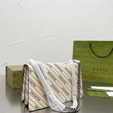 Ziva's Charm handbag – product shot (one versatile size)