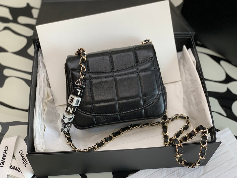 versatile purse view 3