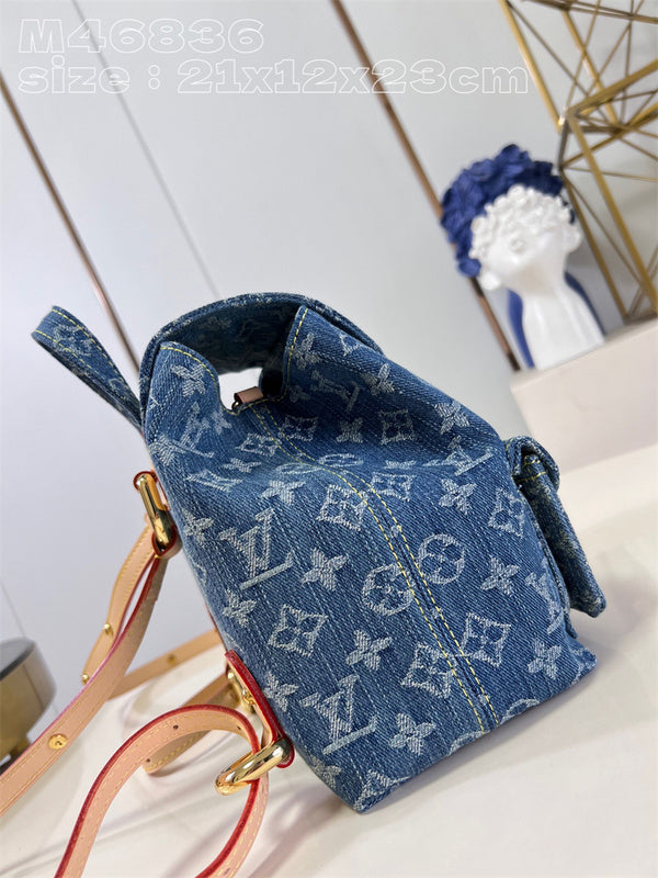  Timeless crossbody bag carried on shoulder