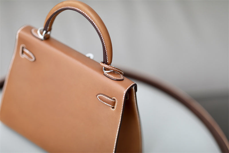  Versatile shopper bag front view 7