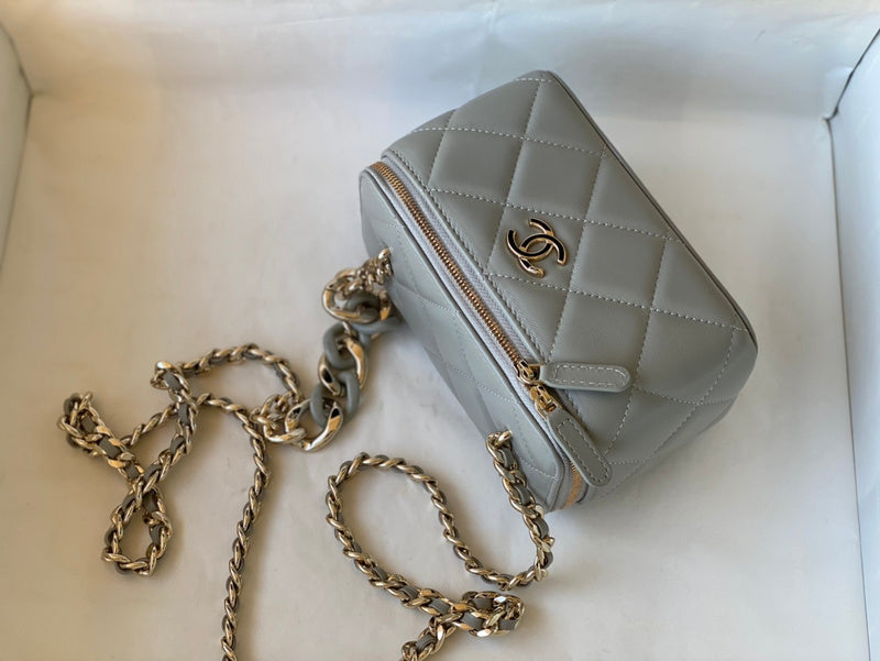  handbag, mid everyday style, image 8