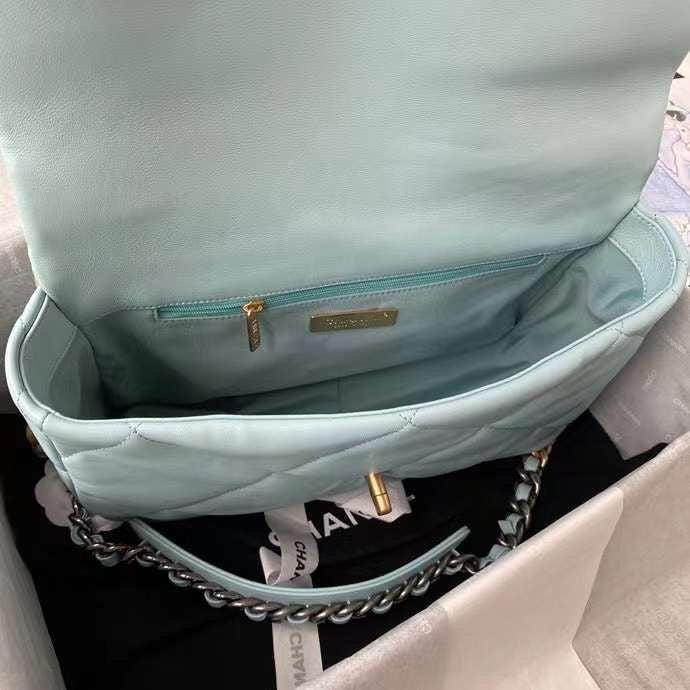  women's handbag, spacious design, view 7