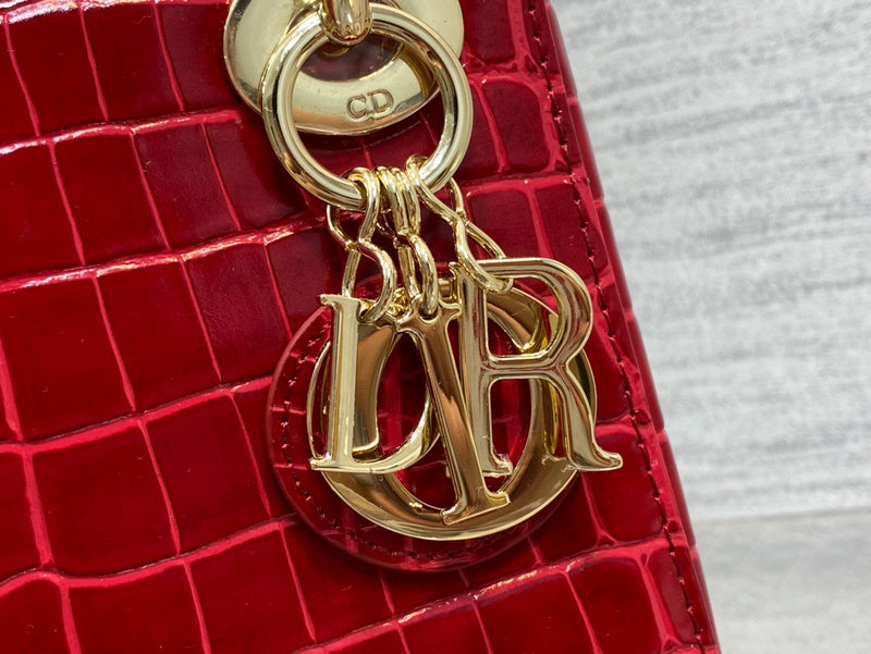 Front view of statement sleek women's handbag – women's luxury handbag