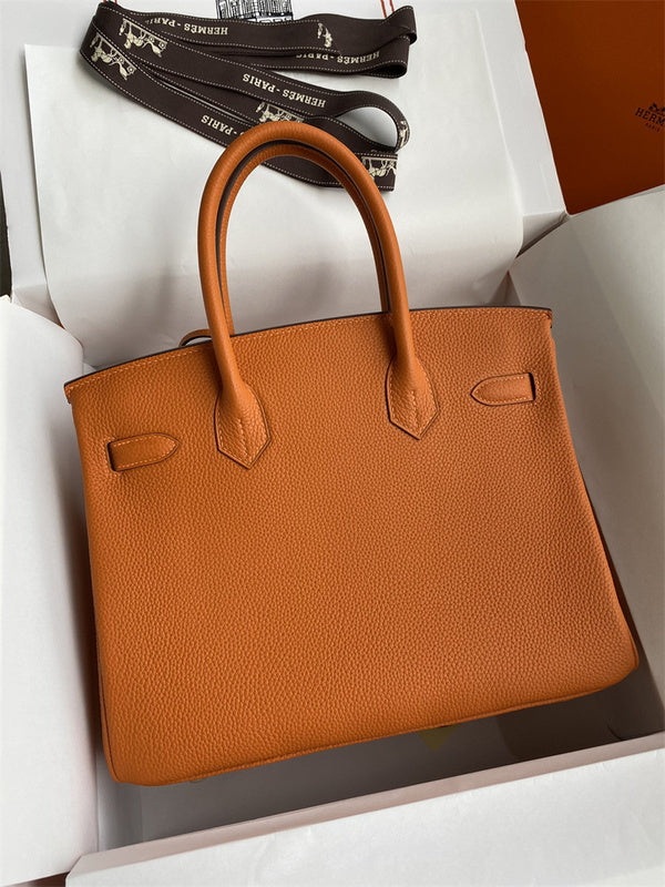 Minimalist bag shown from front angle